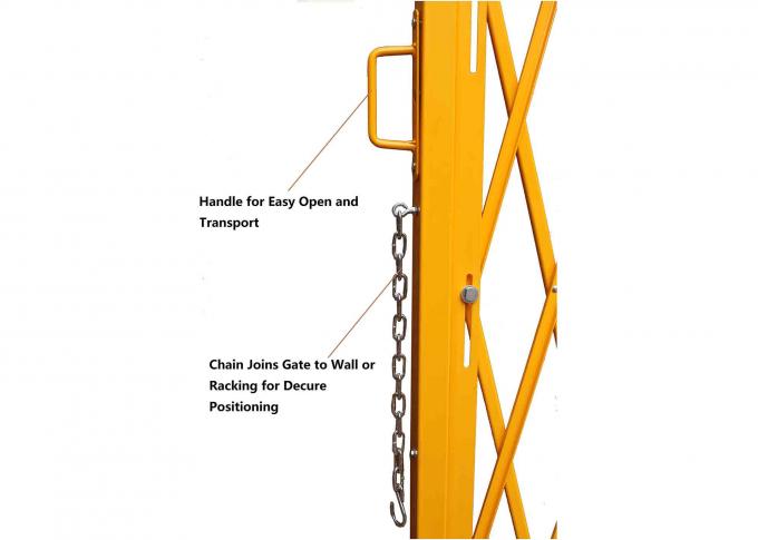 黄色い折る障壁のゲートのアコーディオンの安全バリアの最高開始20' X 52の½の」最高